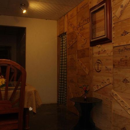 Puerto Armuelles Hostel Guayacan מראה חיצוני תמונה
