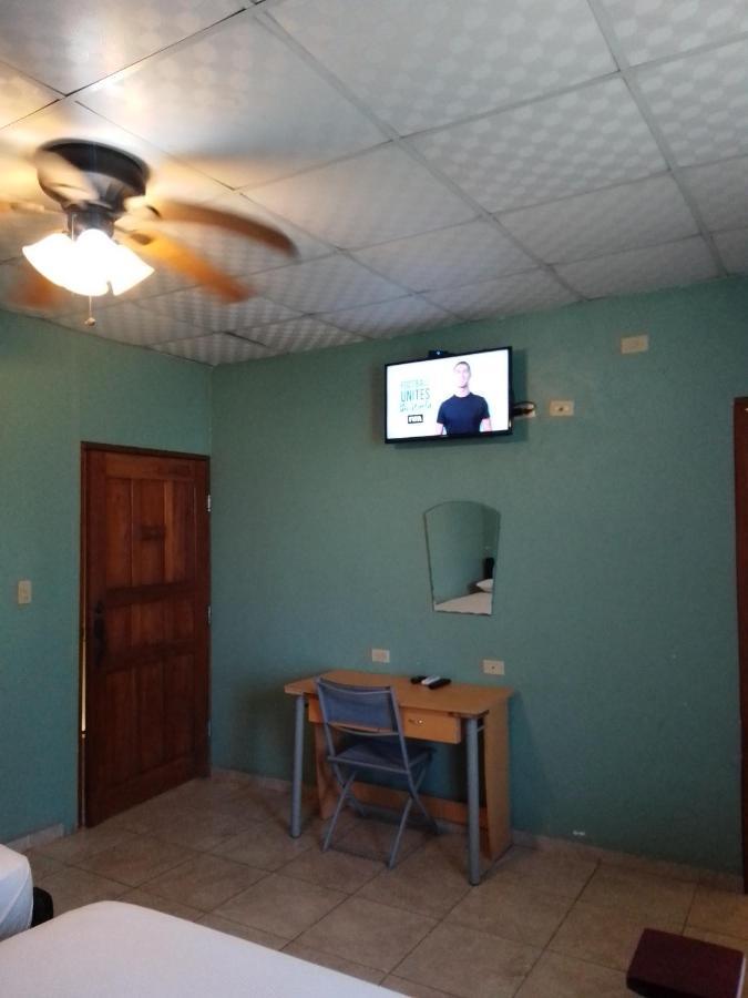 Puerto Armuelles Hostel Guayacan מראה חיצוני תמונה